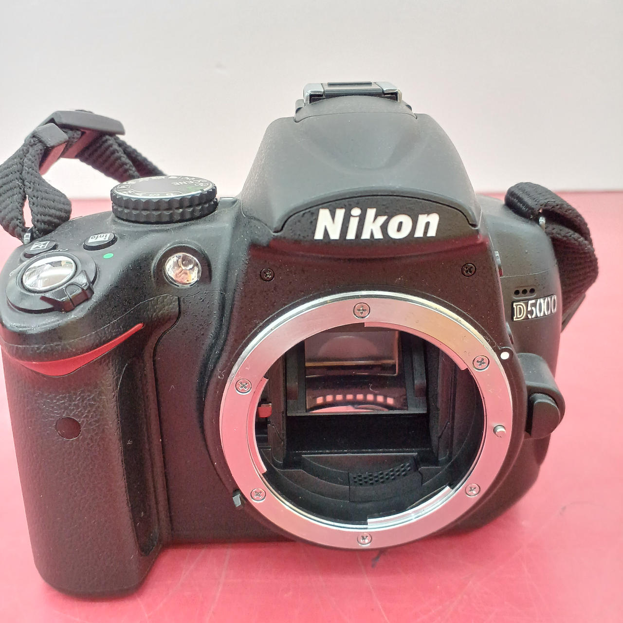 値下げ　NICON D5000 一眼レフ　カメラ　セット D5000 ニコン Nikon ダブルレンズキット 18-55mm 55-200mm