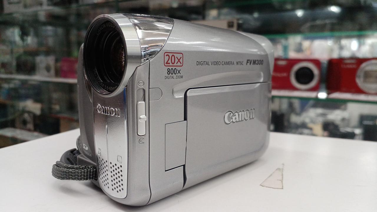 Canon FV M300 デジタルビデオカメラ 本体 ケース付き シルバー miniDV