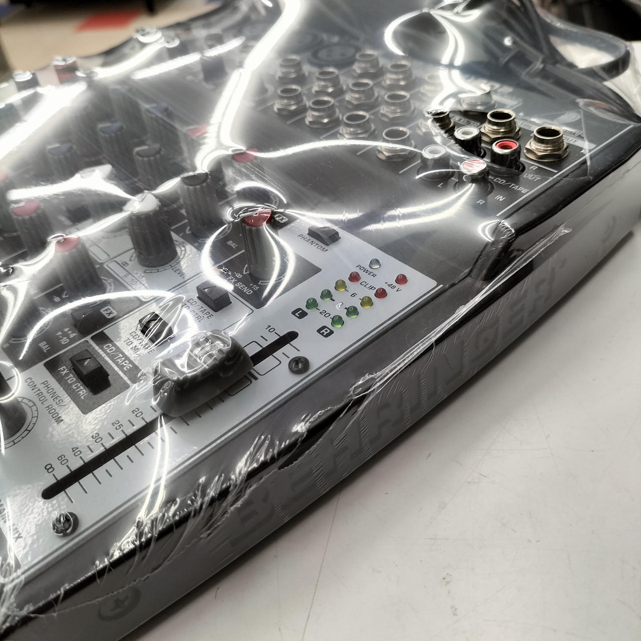 ⭕️安心保証 ベリンガー ミキサー PMH3000 00428 美品】BEHRINGER PMH3000 ベリンガー パワードミキサー