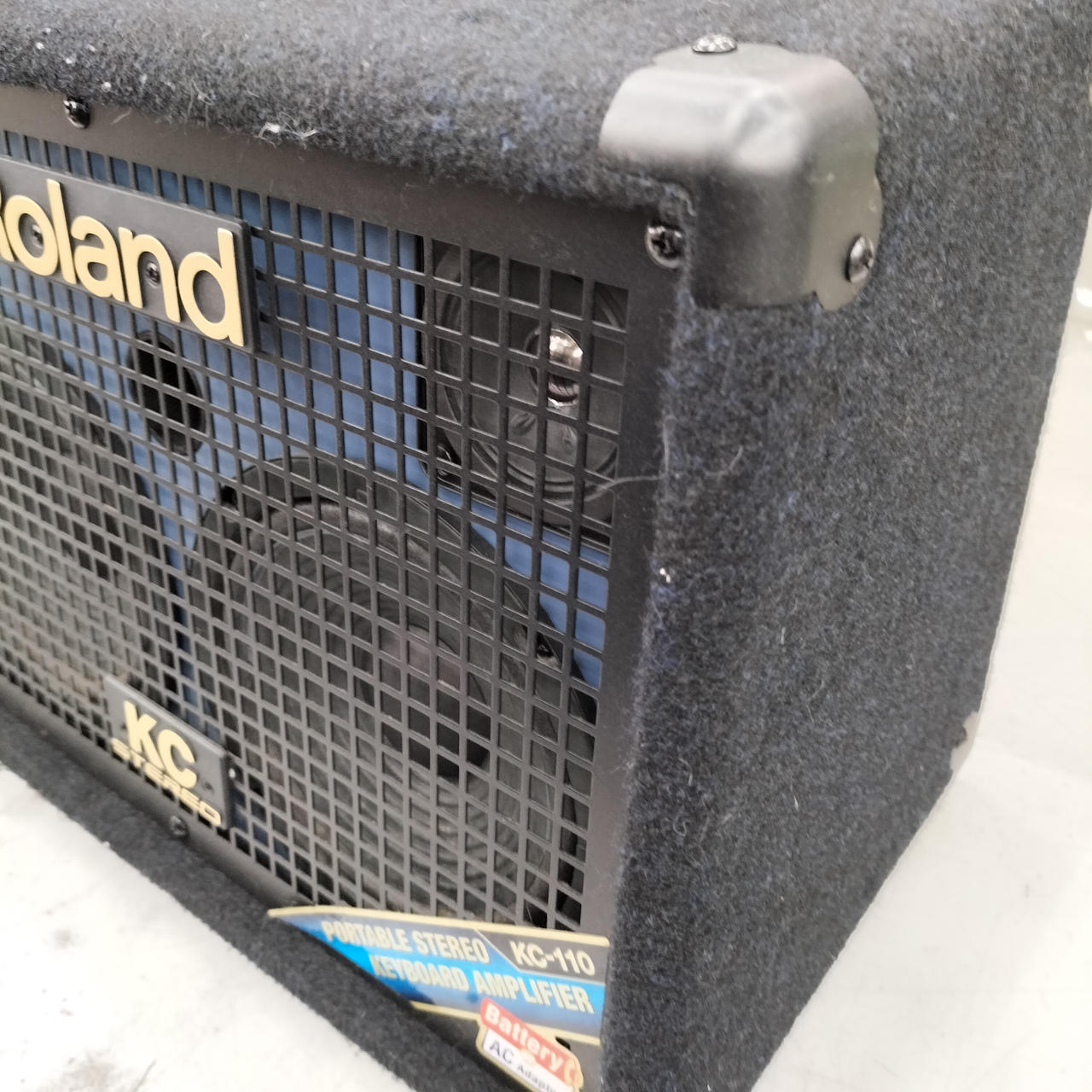 Roland KC-110 キーボードアンプ　ACアダプター付き Roland - KC-110 | Stereo Keyboard Amplifier