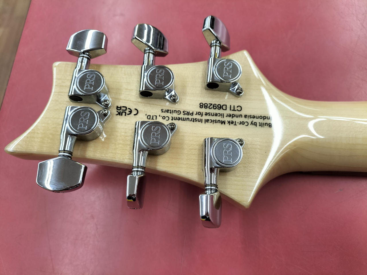 Tokai エレキギターPRSタイプ　左用 美品】Tokai エレキギターPRSタイプ左用