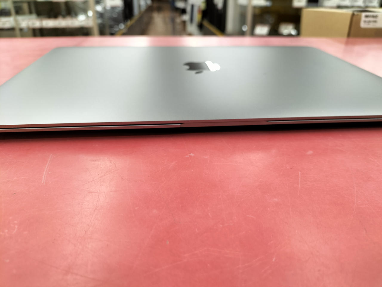 Mac book Air 2020年モデル PC短評】「MacBook Air 2020」を一足早く開封。前モデルと性能を