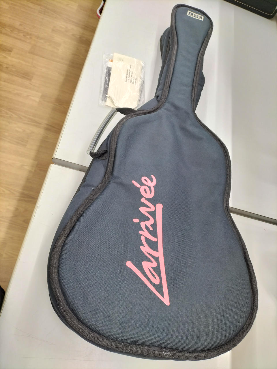 ギグケース、レンチ付き