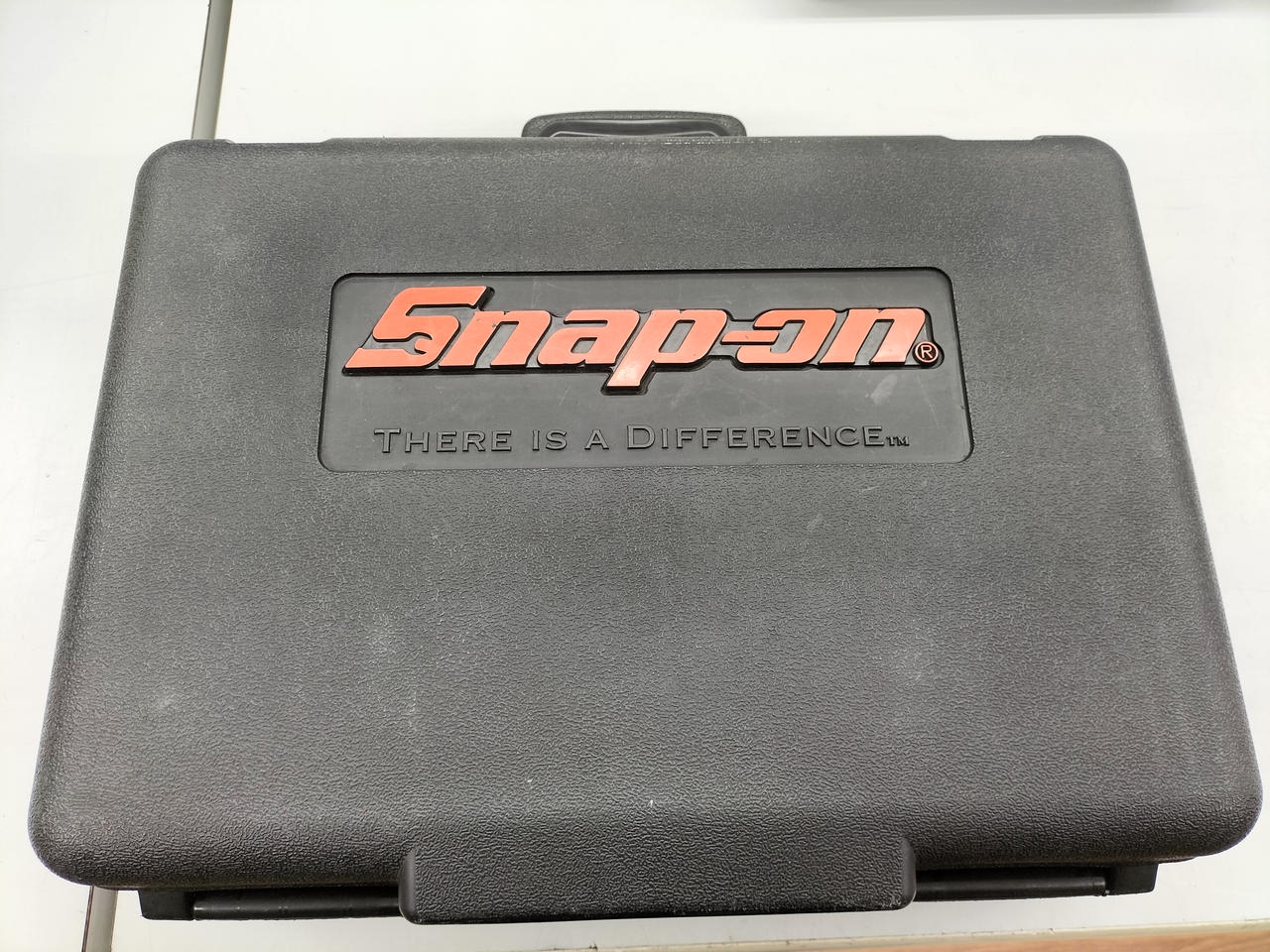 ハードケース付属