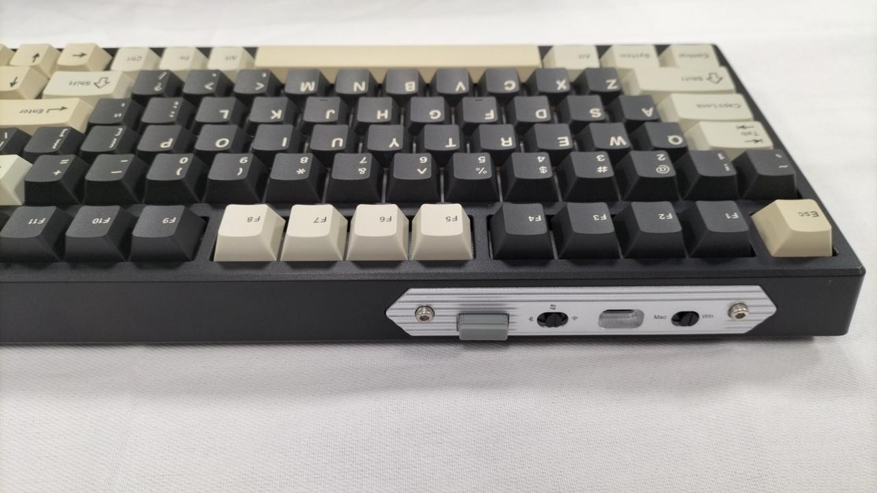 【未使用】 Adelie キーボード YUNZLL|キーボード|HARDOFFオフモール（オフモ）|2012440000055005