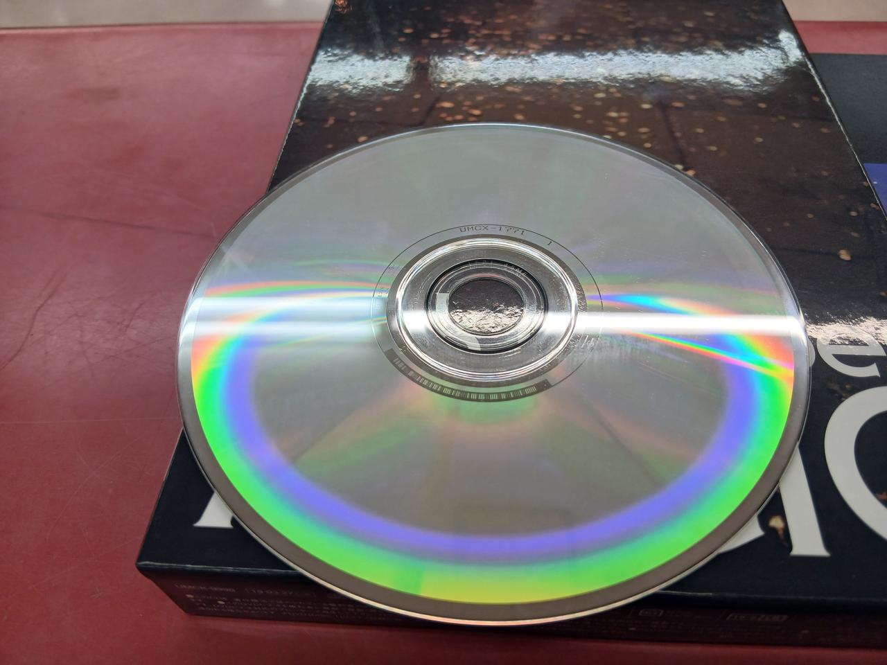 わかりにくいですがCD キズあります