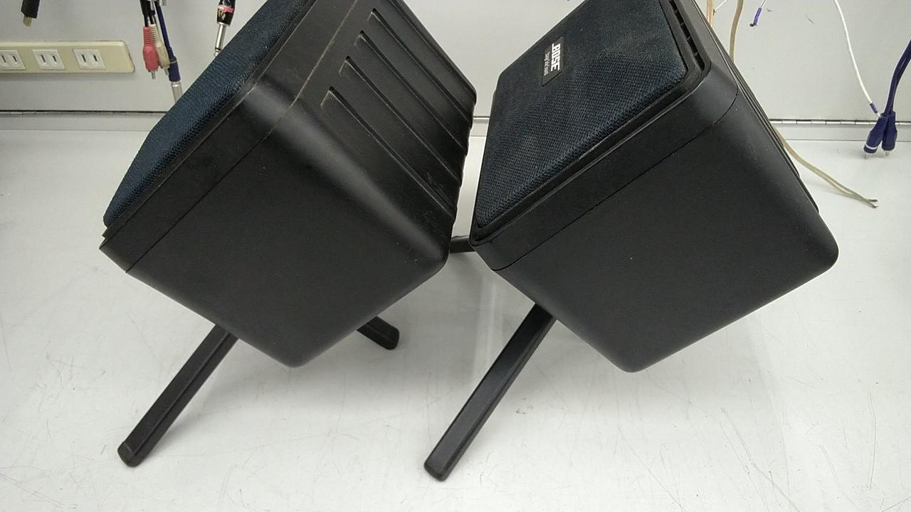 【値下げ】美品 BOSE スピーカー SSS-1SP 連番 ペア BOSE ボーズ スピーカーペア SSS-ISP ネイビー シリアル連番