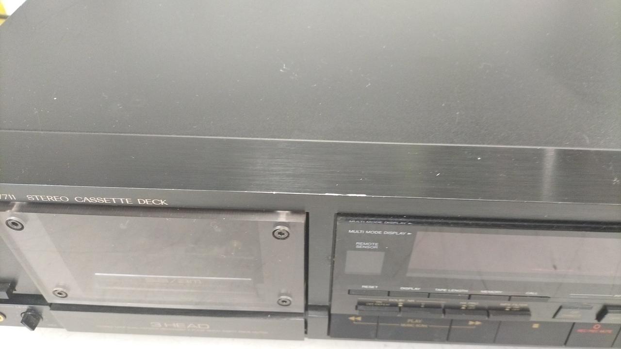 ビクター カセットデッキ V-711 リモコン付き　メンテナンス必要 カセットデッキ黄金期の先駆け - Victor ビクター TD-V711 3ヘッド