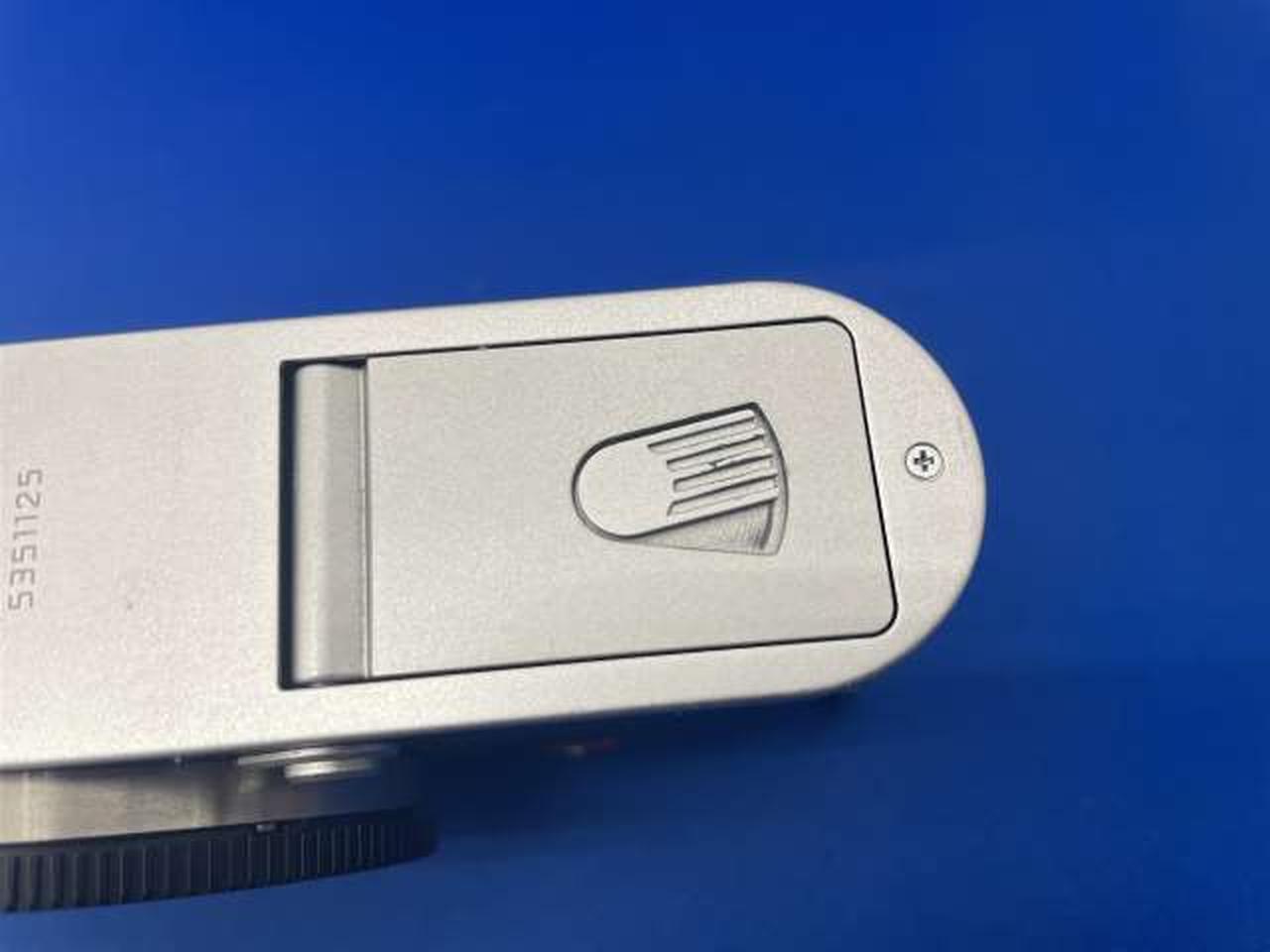 ロック部擦りキズあり