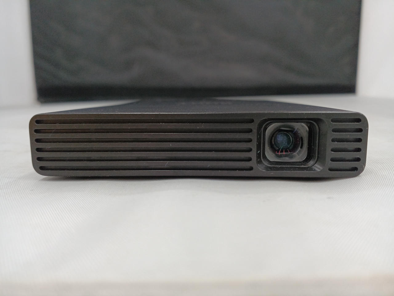【新品 未開封】SONY MP-CD1 モバイルプロジェクター ソニー、280gでポケットサイズのモバイルプロジェクター「MP-CD1