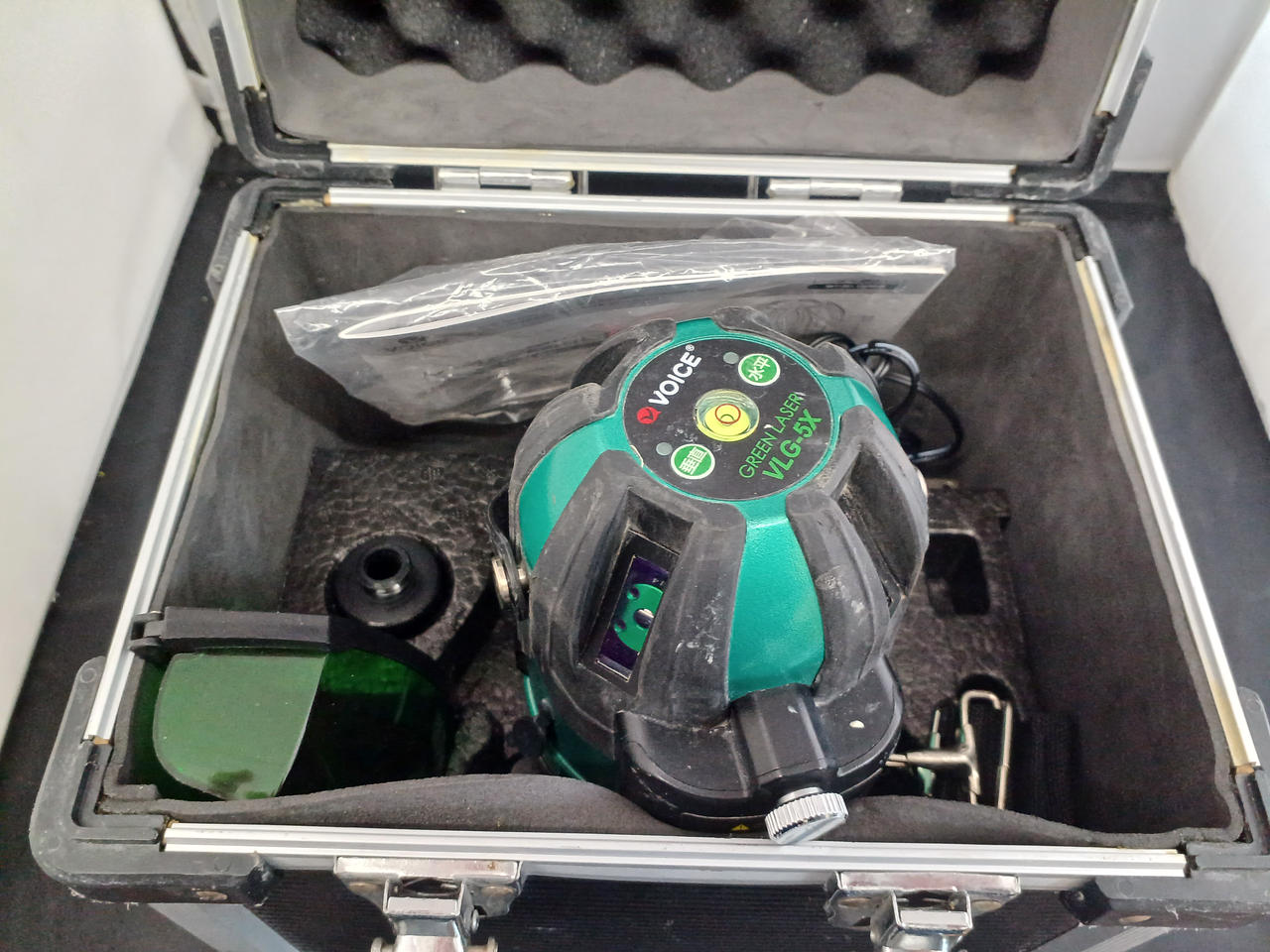 VOICE VLG-5X 墨出しレーザー５ライン　ジャンク品 VOICE VLG-5X 墨出しレーザー5ラインジャンク品