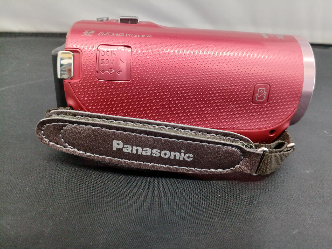 【ジャンク品】Panasonic HC-V520M ビデオカメラ 本体 Amazon | パナソニック デジタルハイビジョンビデオカメラ V520