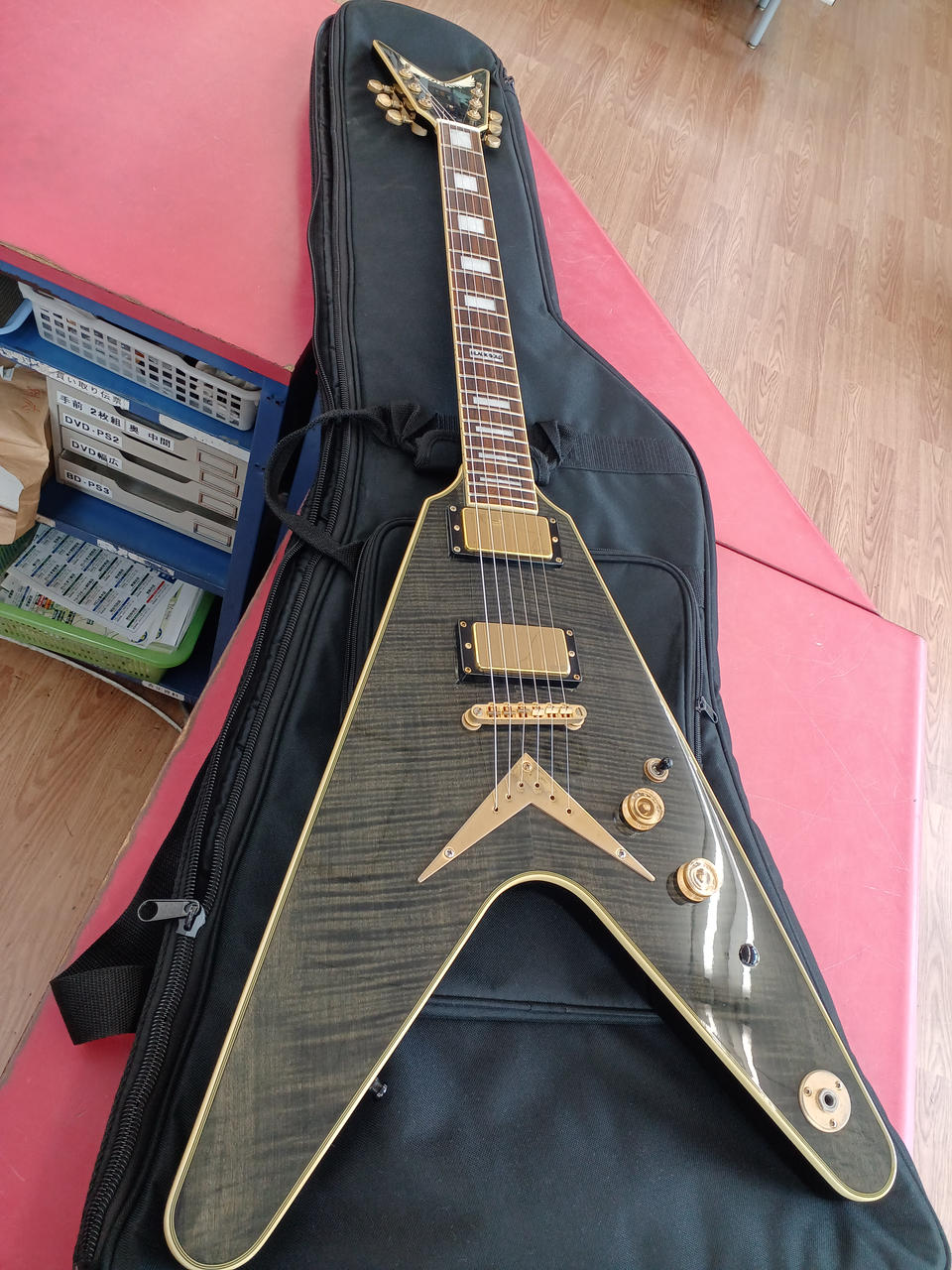 DEAN ディーン　Inferno V インフェルノ　フライングV ハードケース DEAN ディーン Inferno V インフェルノ フライングV ハード
