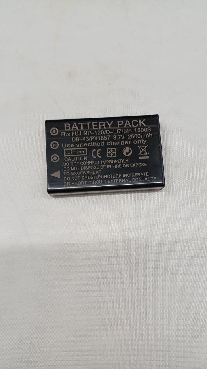 非純正バッテリー付属。
使用可能品。