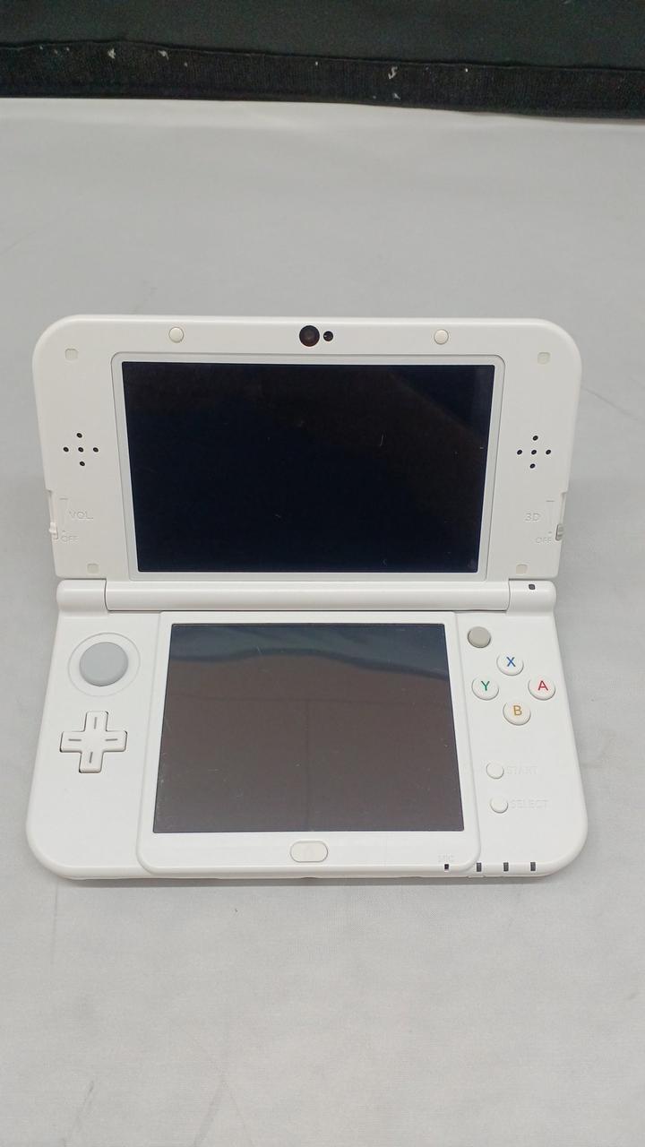 ニンテンドー NEW 3DS LL