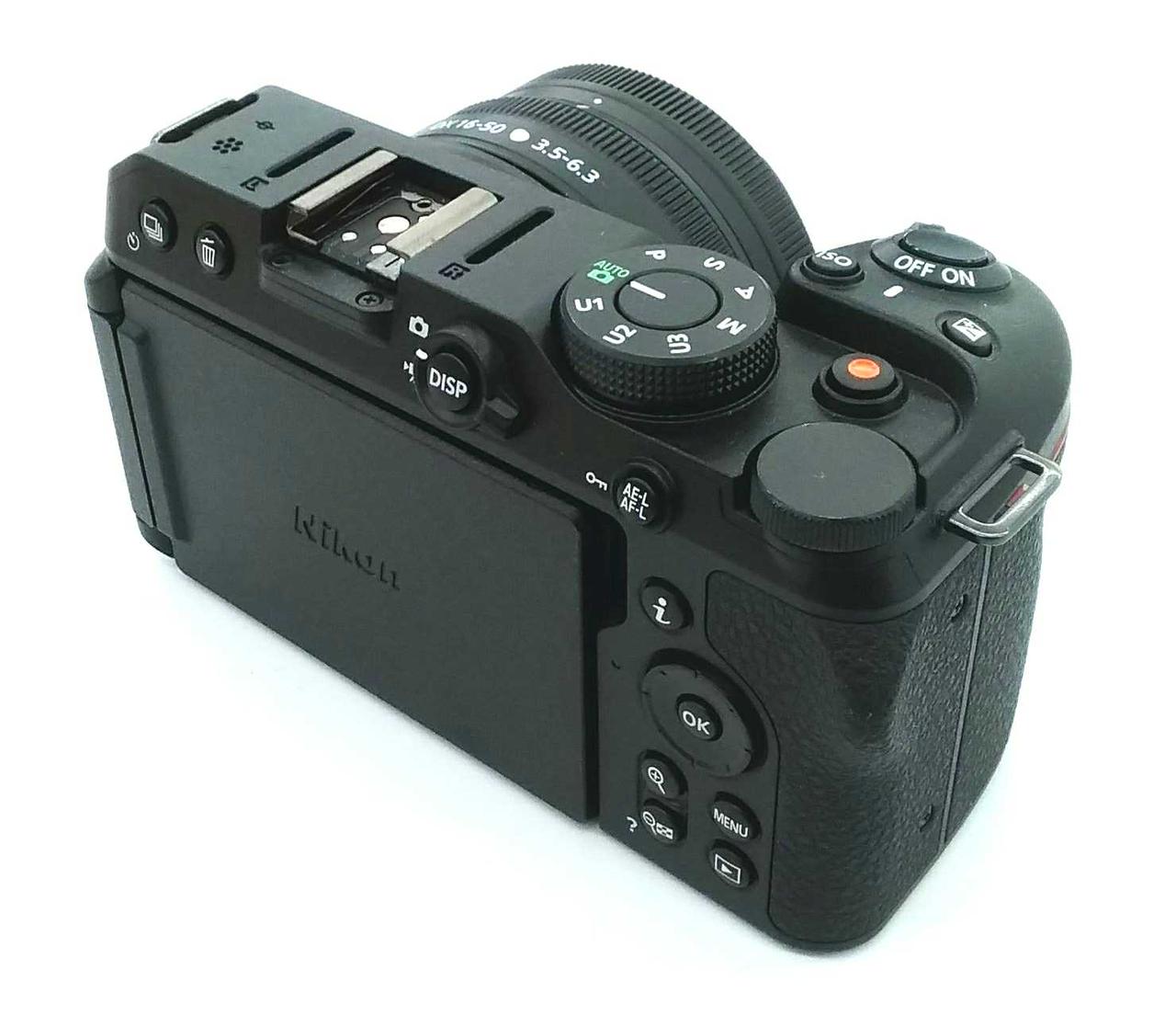 Nikonデジタルカメラ美品今ならカバン付き Z 30 ボディ ミラーレス一眼カメラ Z30 1個 Nikon(ニコン