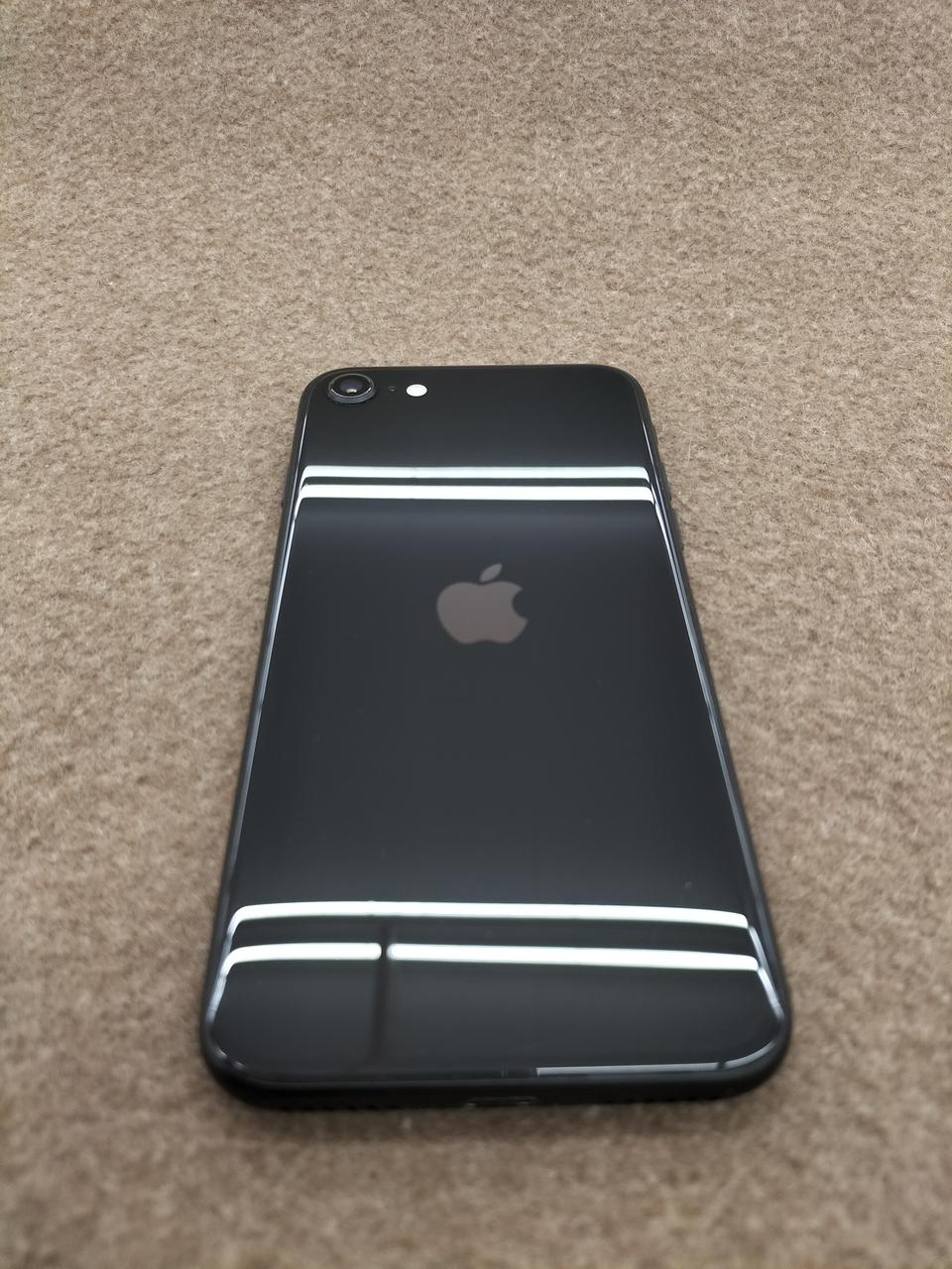 アップルコンピュータジャパン(APPLE)|IPHONE SE 第2世代