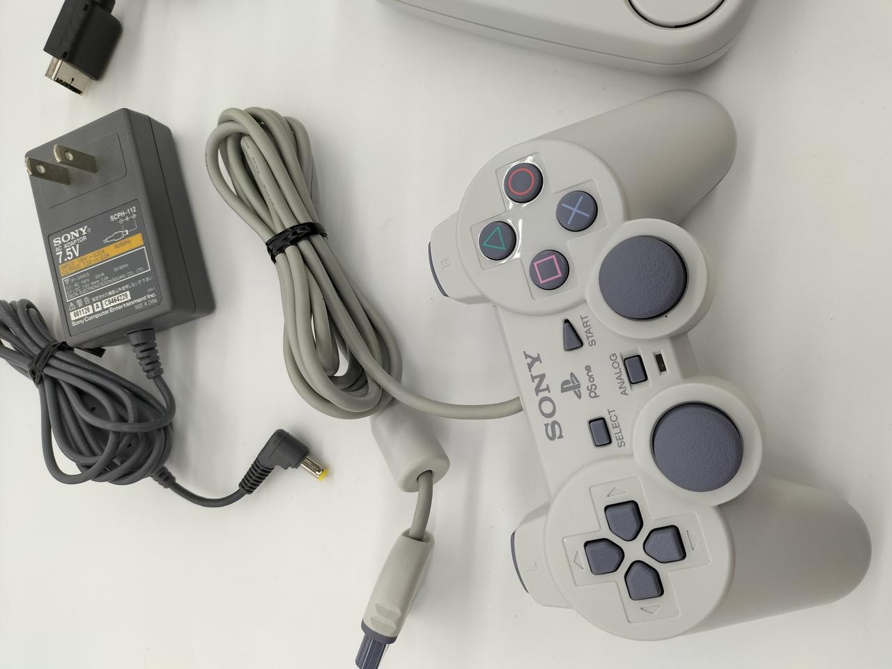 SONY 旧世代ゲーム機本体 SCPH-00140 SONY 旧世代ゲーム機本体 SCPH-00140 レア