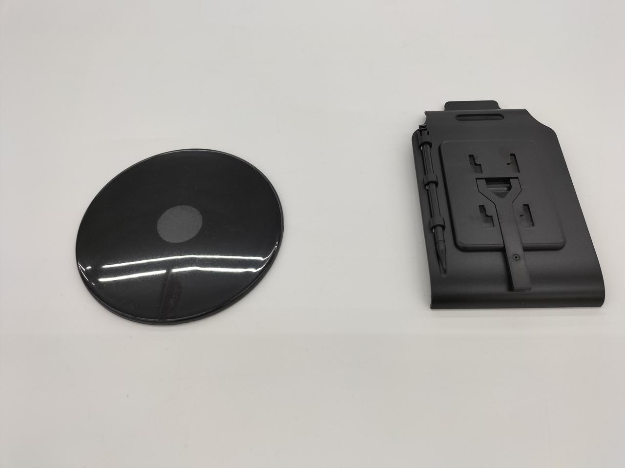 左 スタンド固定皿
右 専用ホルダー