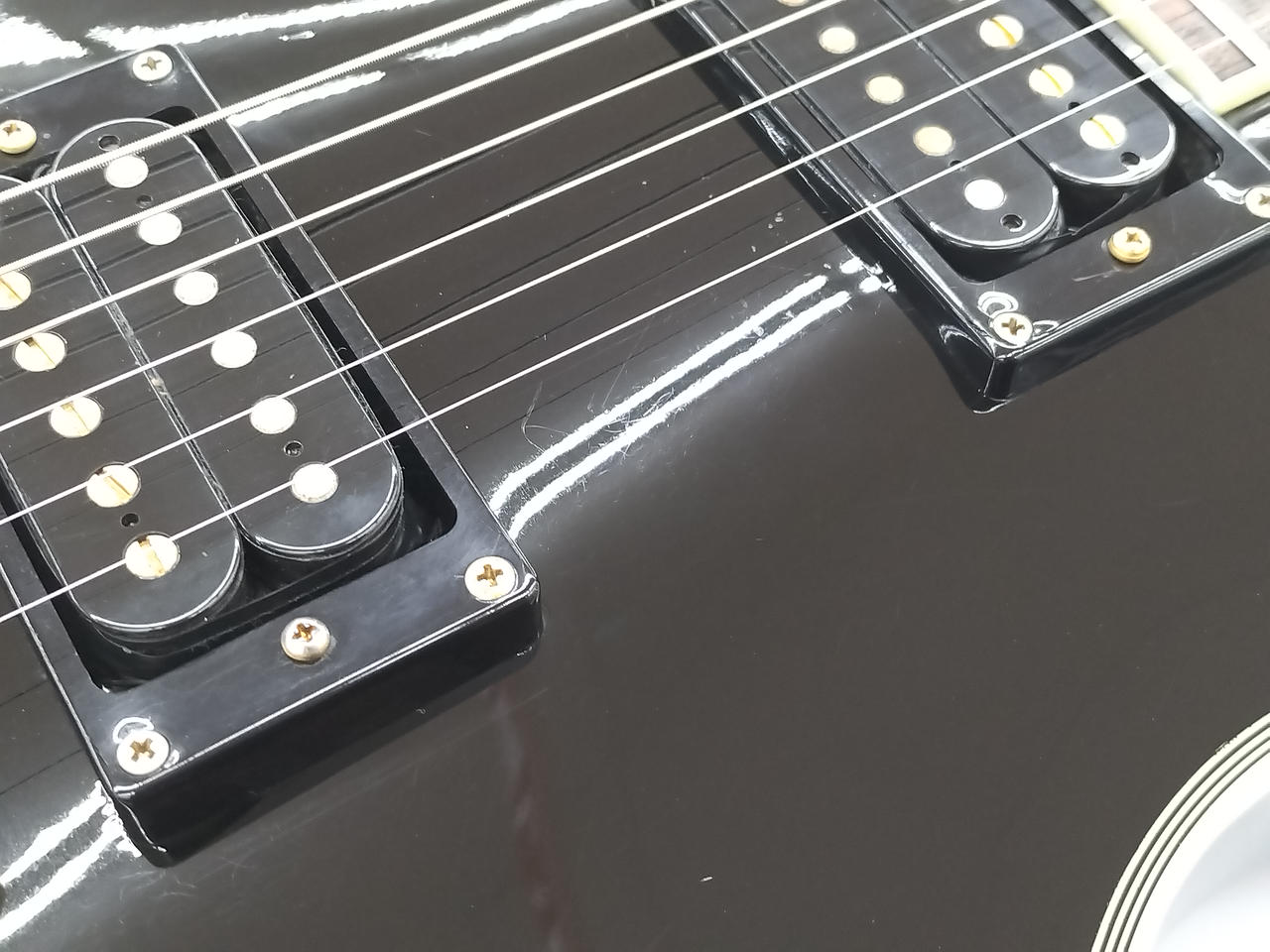 ピッキングキズ