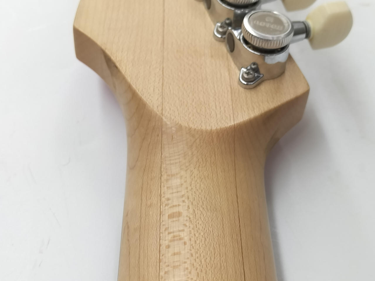 ウレタンスタンドの跡あり