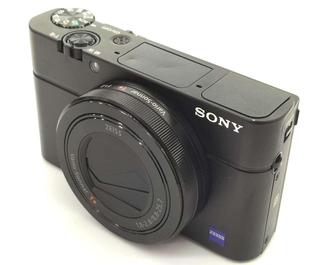 SONY コンパクトデジタルカメラ Vario-Sonnar T* Sony DSCRX100M7, 24-200mm Zeiss Vario-Sonnar T* F/2.8-4.5