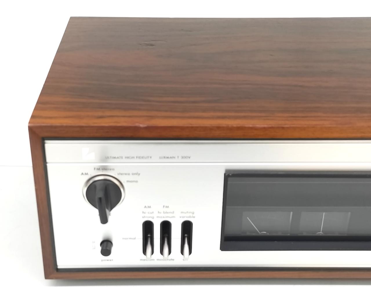 FM/AM チューナー LUXMAN WL500完動品 かなりの美品です。 FM/AM チューナー LUXMAN WL500完動品 かなりの美品です。