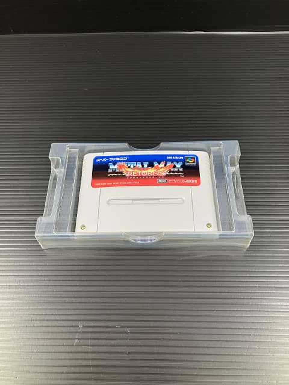 内箱少し傷みあります。