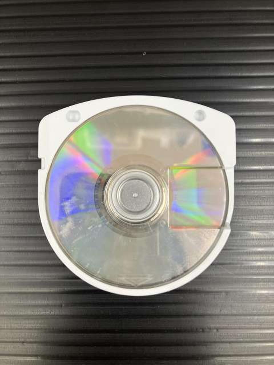 裏蓋の内側に汚れあり