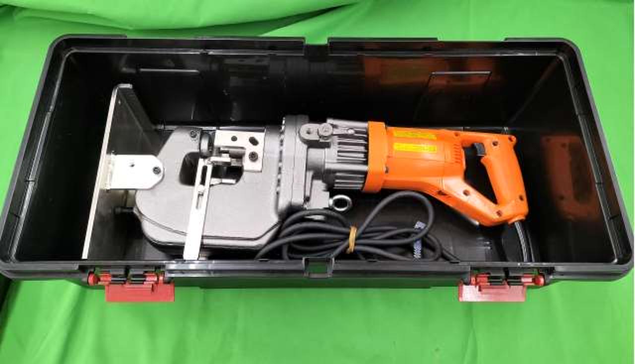 ケースに本体を収納。