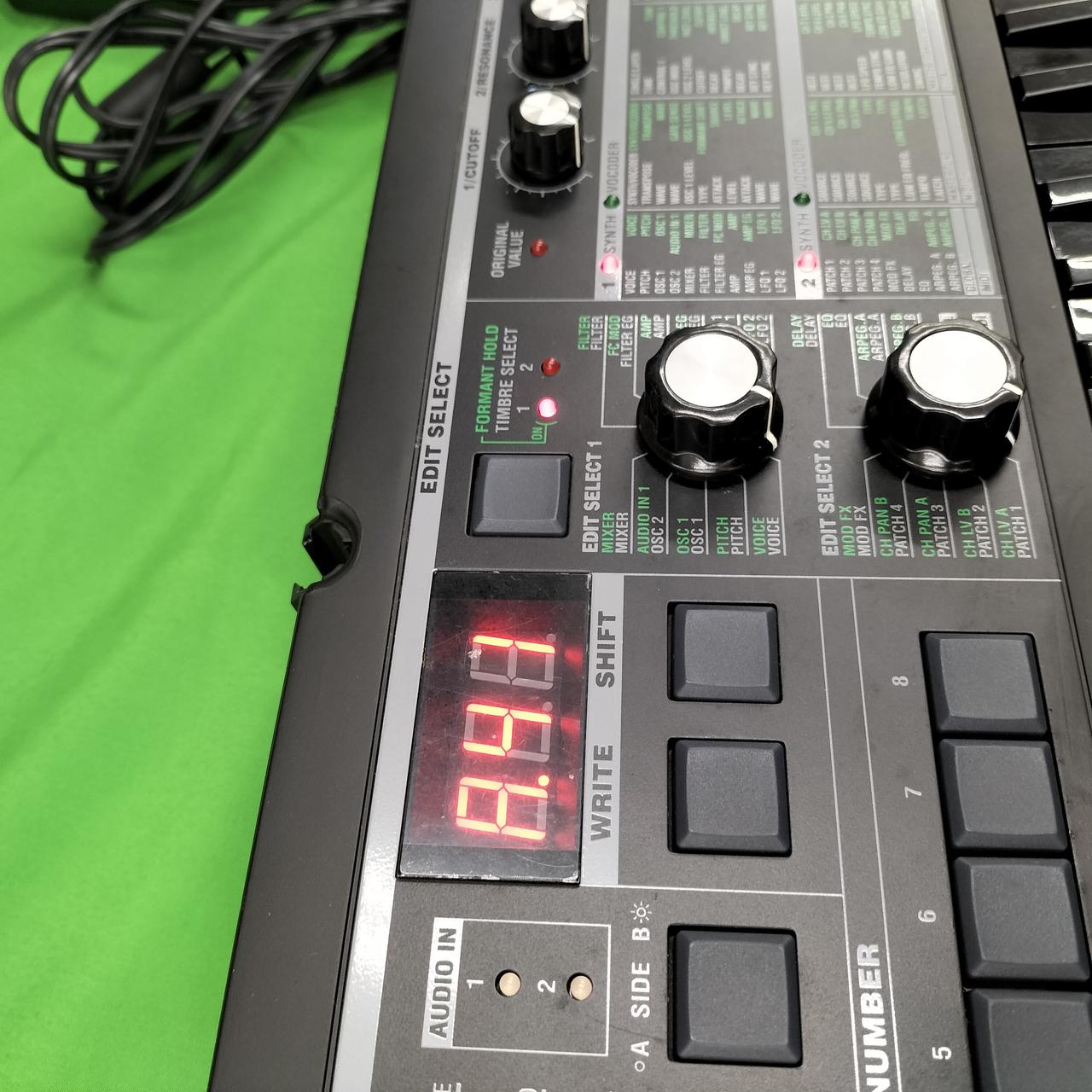 KORG コルグ DSS-1 サンプリングシンセサイザー 【ジャンク品】 KORG