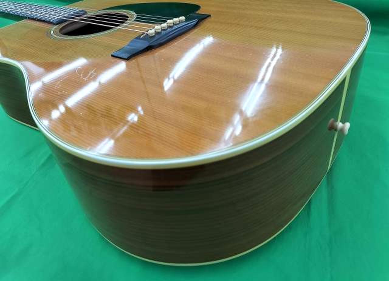 ボディ擦り傷あり