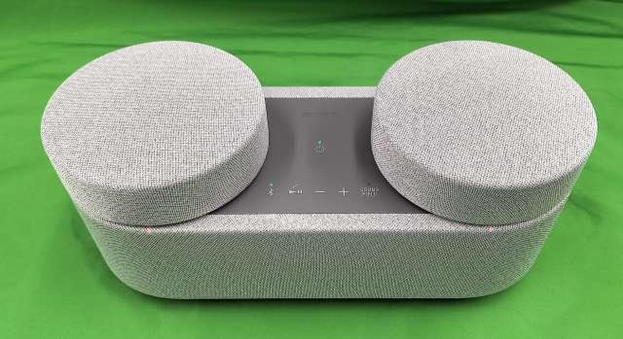 ワイヤレスのサラウンドスピーカー