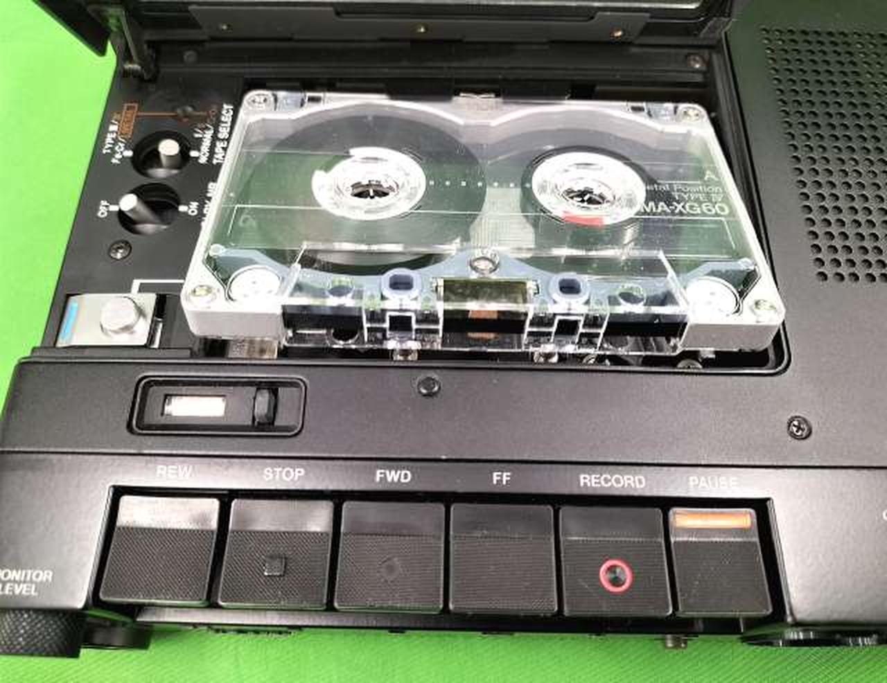 イジェクトを押した状態