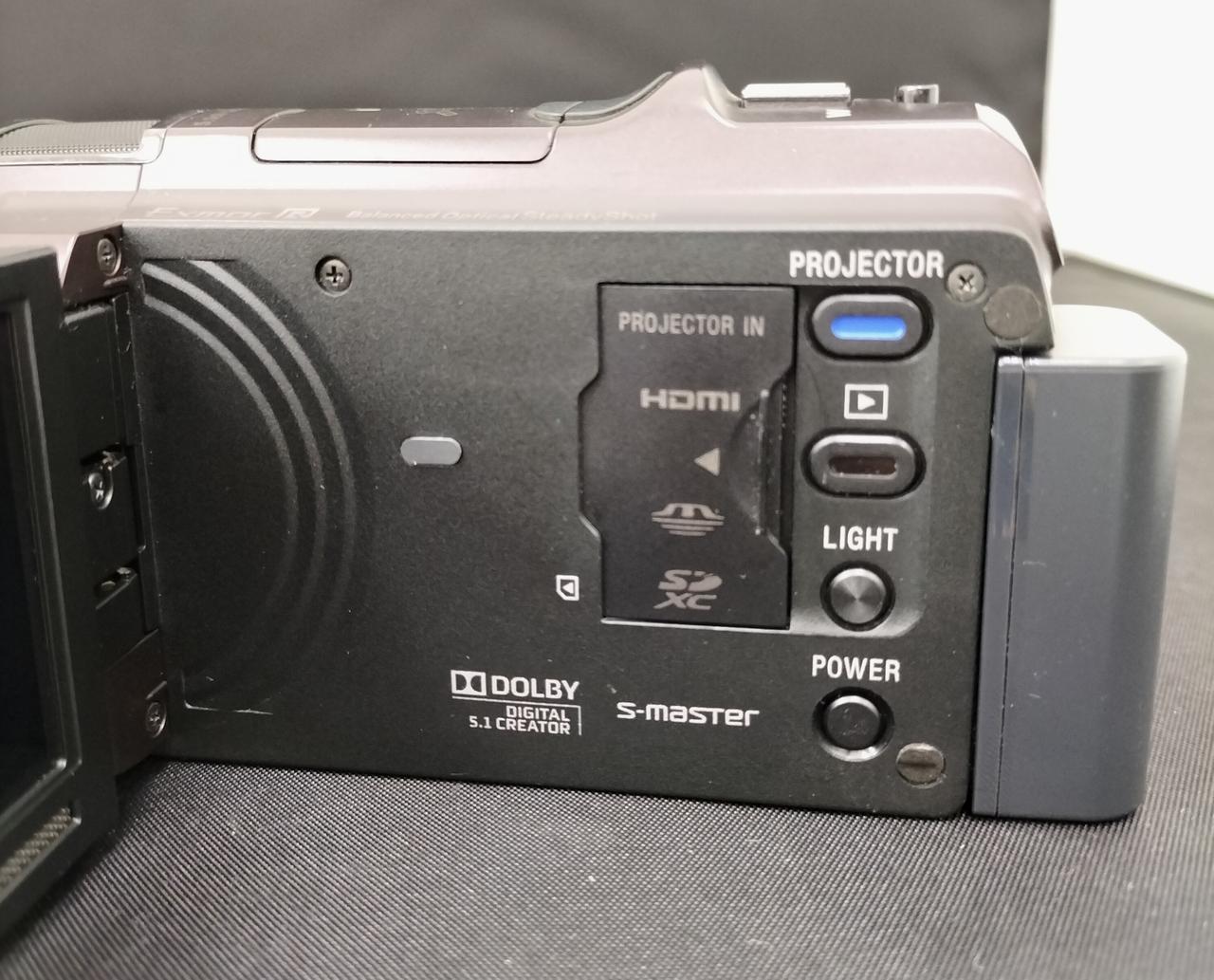 ソニー HDR-PJ630Vビデオカメラ本体他 HDR-PJ630V 特長 : 楽しく見たい！プロジェクター機能