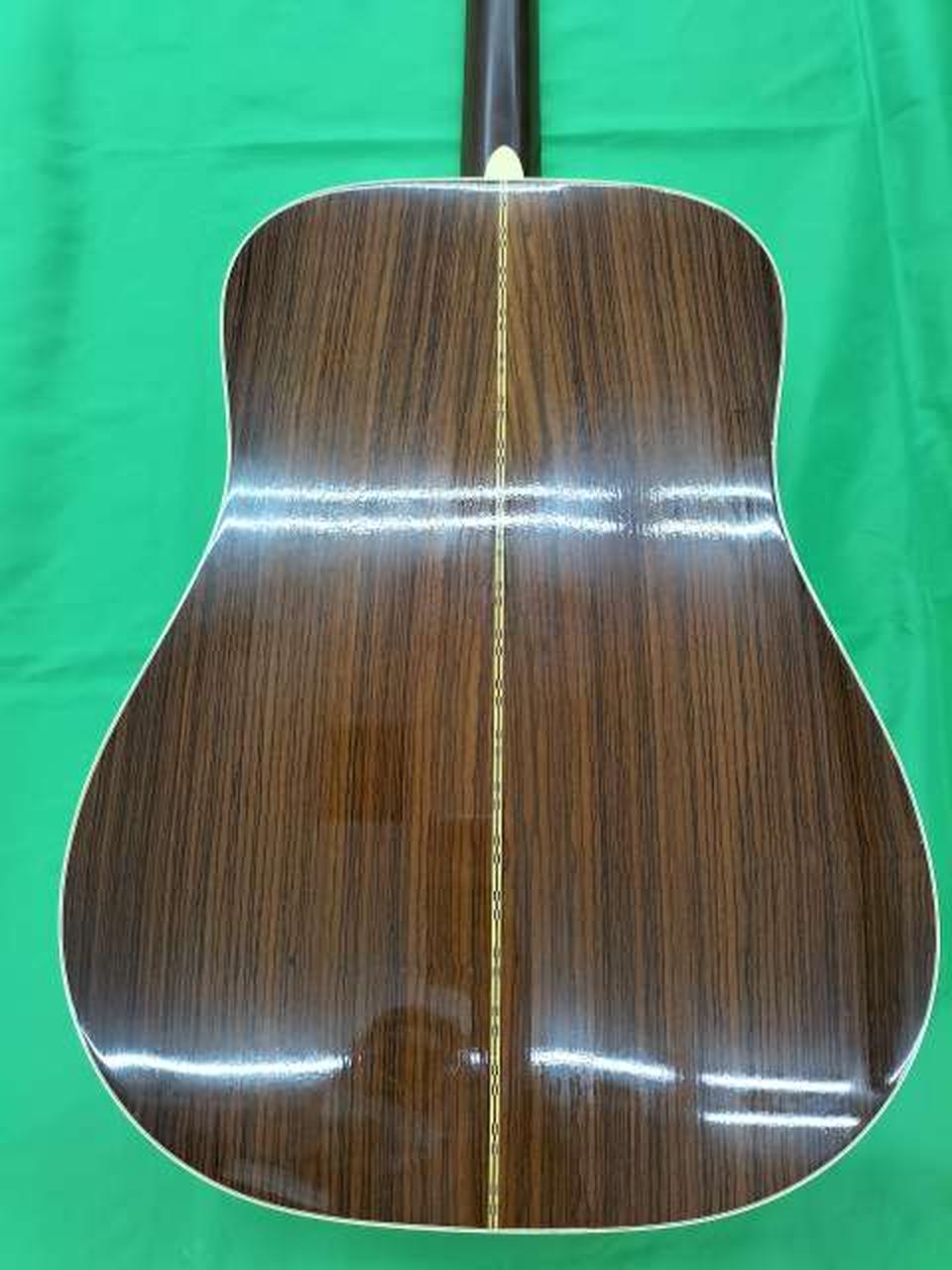 裏のバインディング貼り直しています