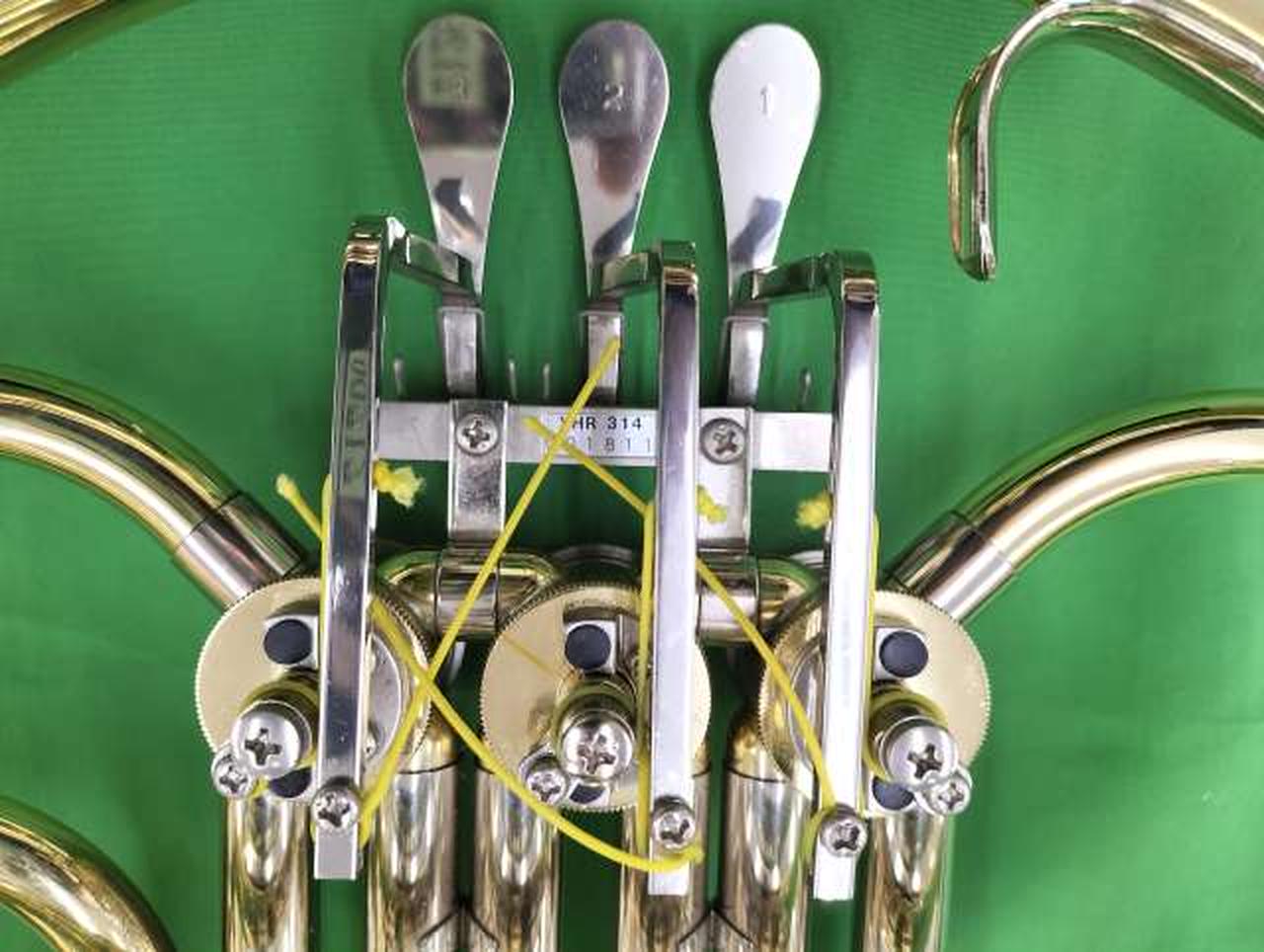 型番ｼﾘｱﾙ、レバー裏