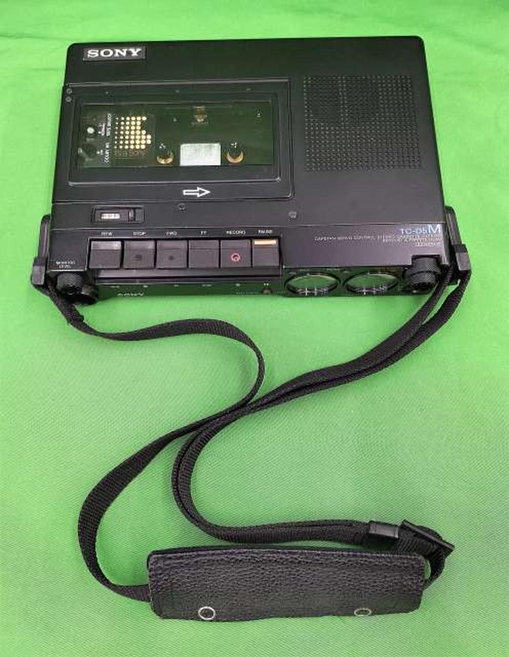 ストラップ付きです