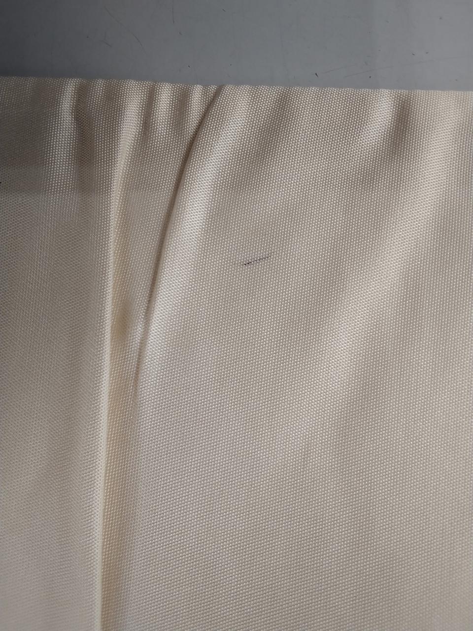 内側に汚れあり