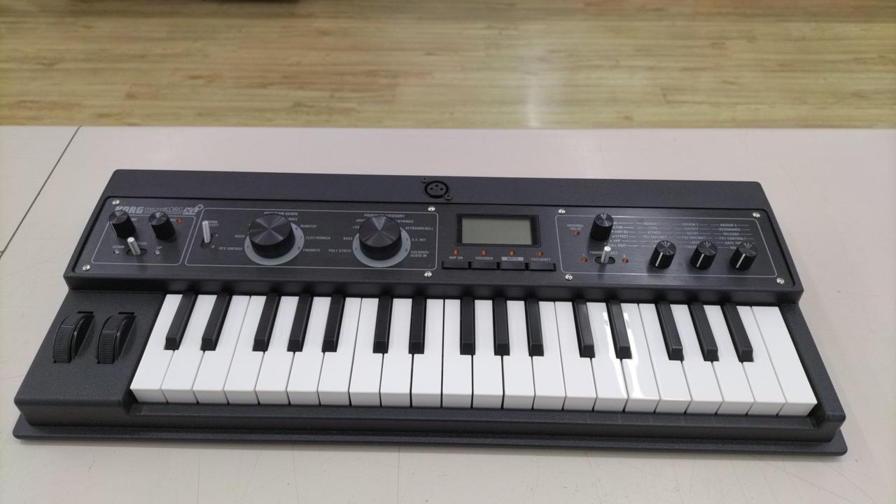 【廃盤.美品】KORG コルグ　micro ARRANGER シンセサイザー microKORG (2002) - SYNTHESIZER/VOCODER | KORG (Japan)