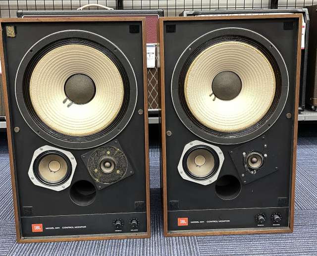 コーン紙黄ばみ