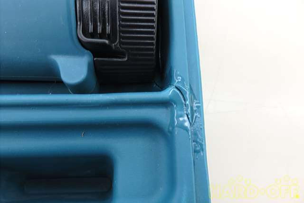 ケースヒビあり、補修されています