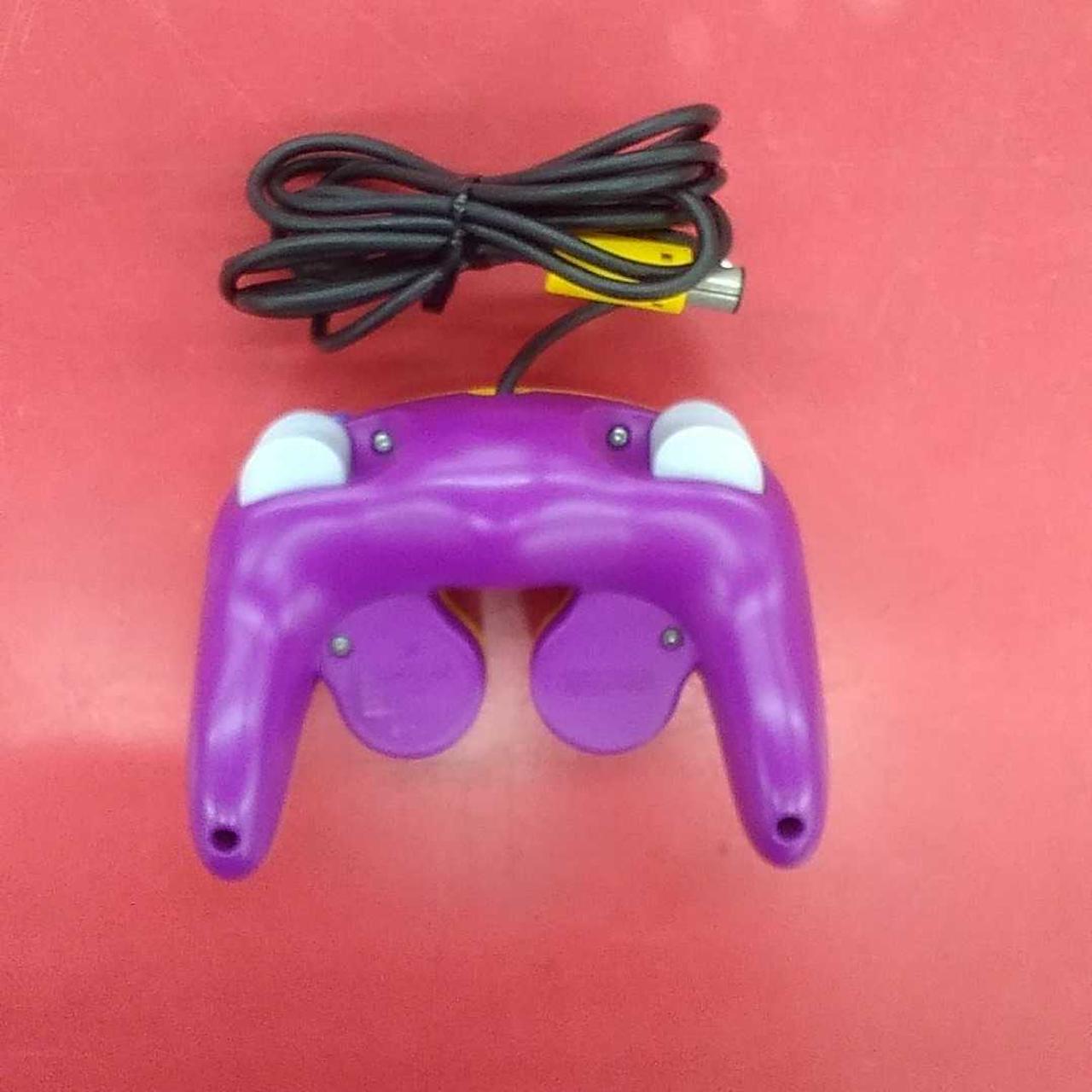 クラブニンテンドー  コントローラー　ワリオカラー ゲームキューブ コントローラー ワリオ クラブニンテンドー