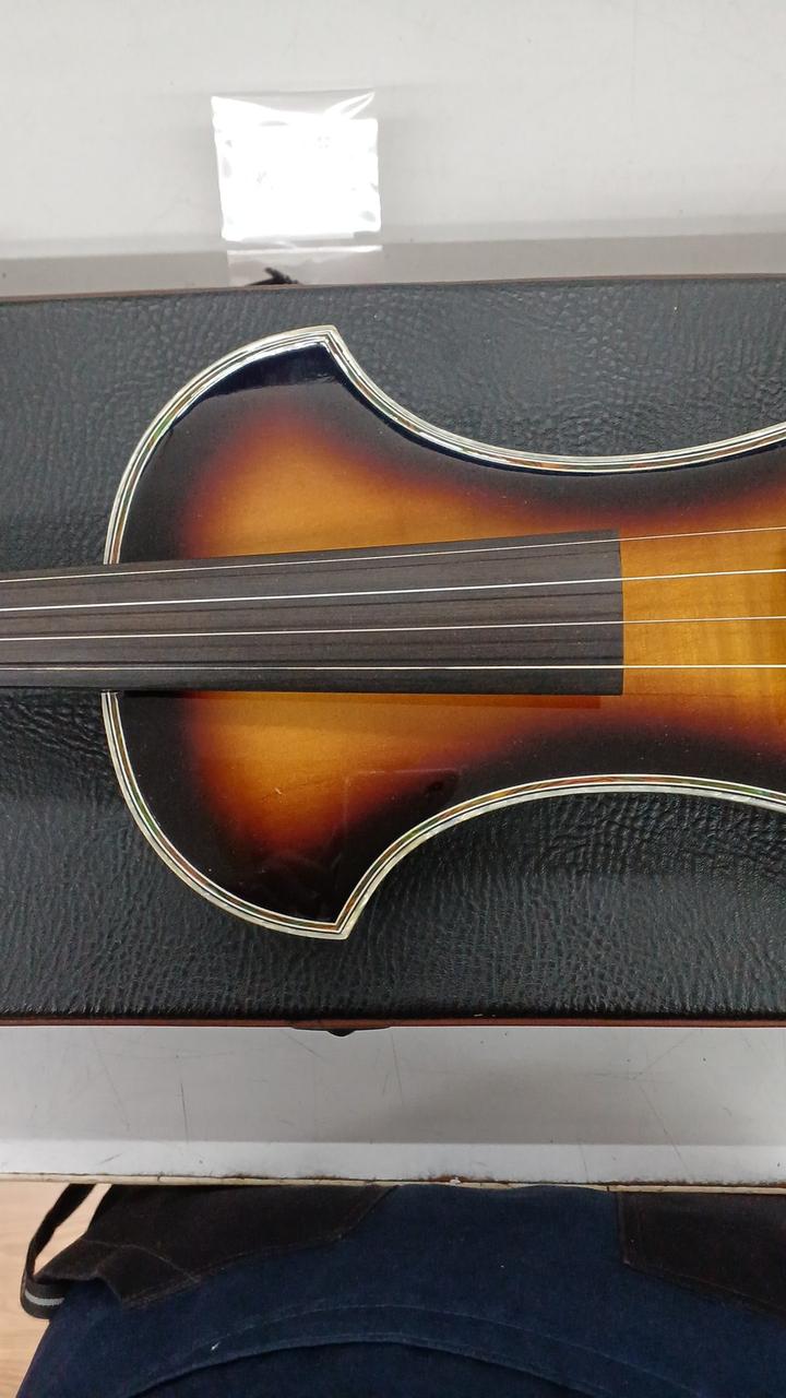 FENDER|FV-3|HARDOFFオフモール（オフモ）|2012710000124821