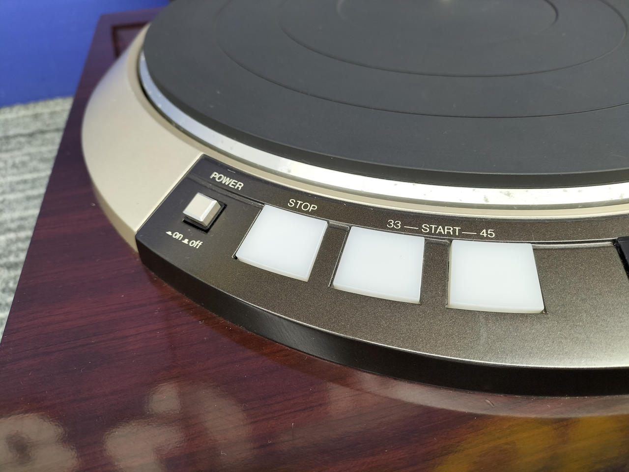 DENON - 奇跡レストア済カートリッジ&amp;針新品DENON最高級レコードプレーヤーDP-60L Amazon.co.jp: DENON デノン(デンオン)DP-60L アナログレコード