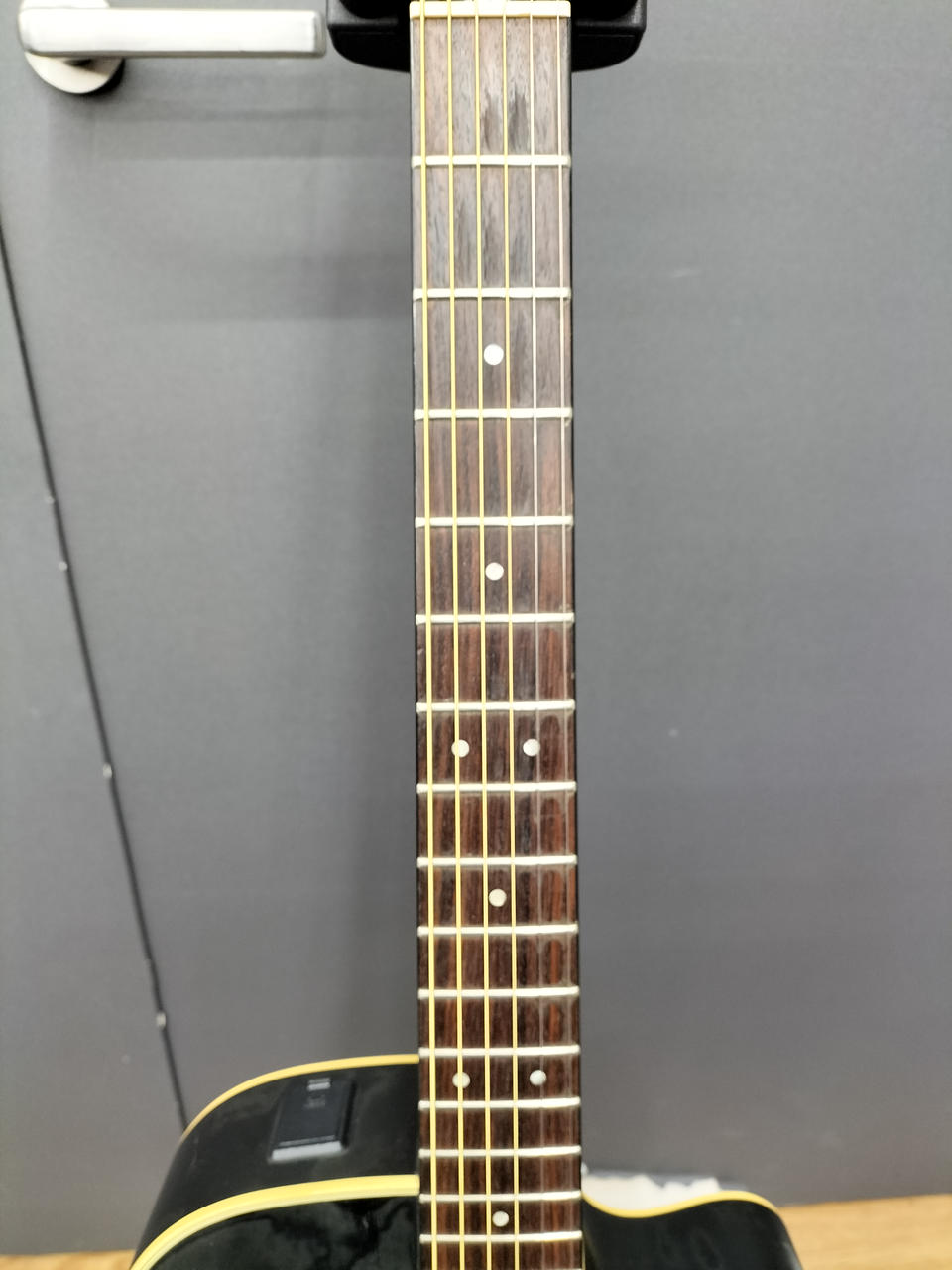 yamaha Apx-4a ヤマハ エレアコ 傷、白濁有 yamaha Apx-4a ヤマハ エレアコ 傷、白濁有
