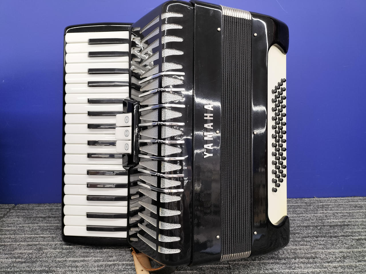 【再出品】ヤマハ アコーディオン ヤマハ(YAMAHA)|【キズヨゴレ・日焼け有り・現状渡し