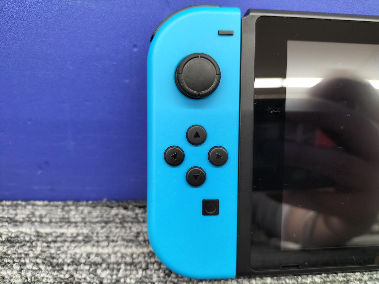 タバコ臭有り　2024年購入Nintendo Switch 本体　スイッチ タバコ臭有り 2024年購入Nintendo Switch 本体 スイッチ