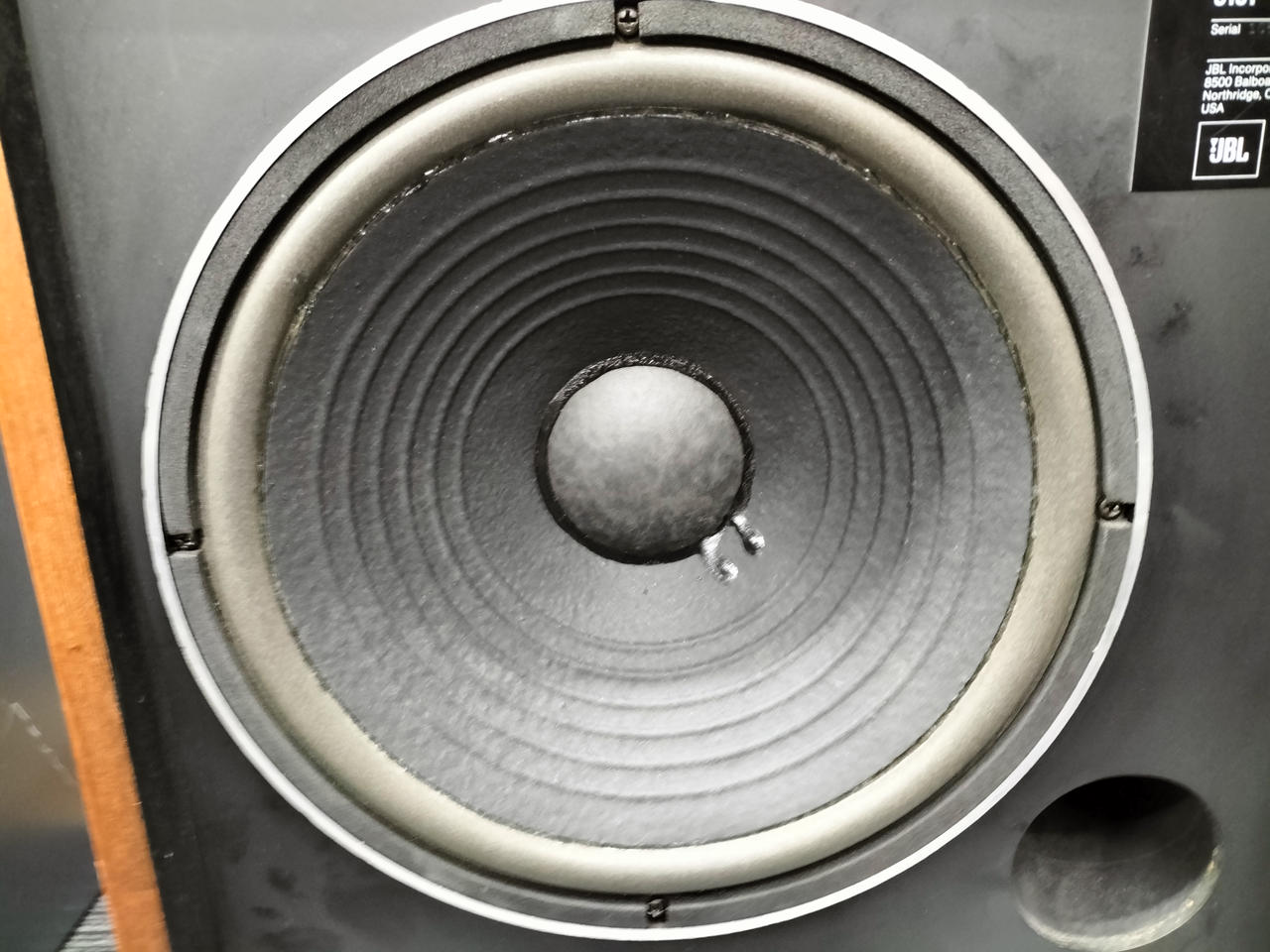 jBL L19 エッジ張替え済 整備品 その① 音質は4301同等 保証有 jBL L19 エッジ張替え済 整備品 その① 音質は4301同等 保証有 jBL