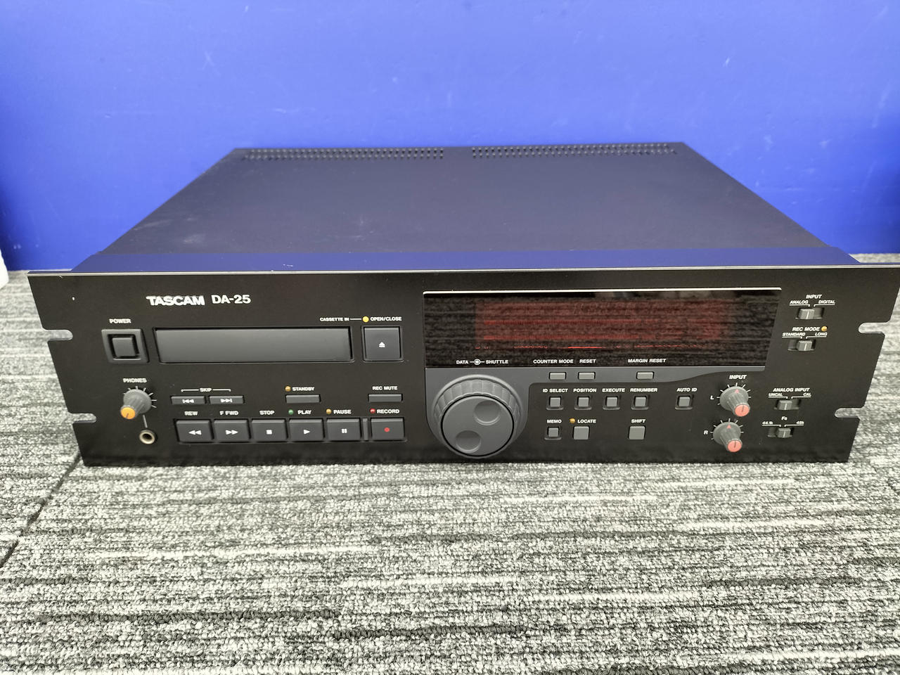 【ジャンク品】【部品取り】TASCAM DA-302 DATデッキ ジャンク品】【部品取り】TASCAM DA-302 DATデッキ ジャンク品】【部品